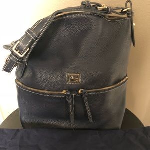 Dooney & Bourke Dillen Medium Pocket Sac